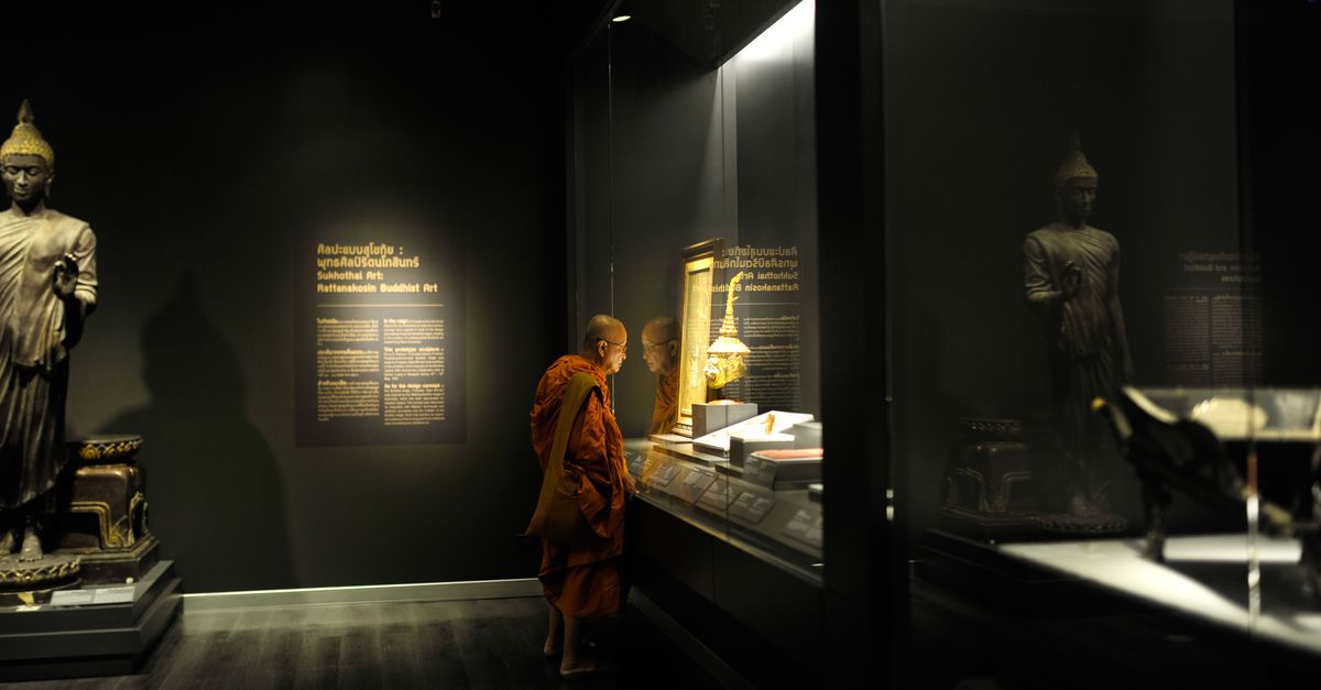 third_section_image_data.image_alt