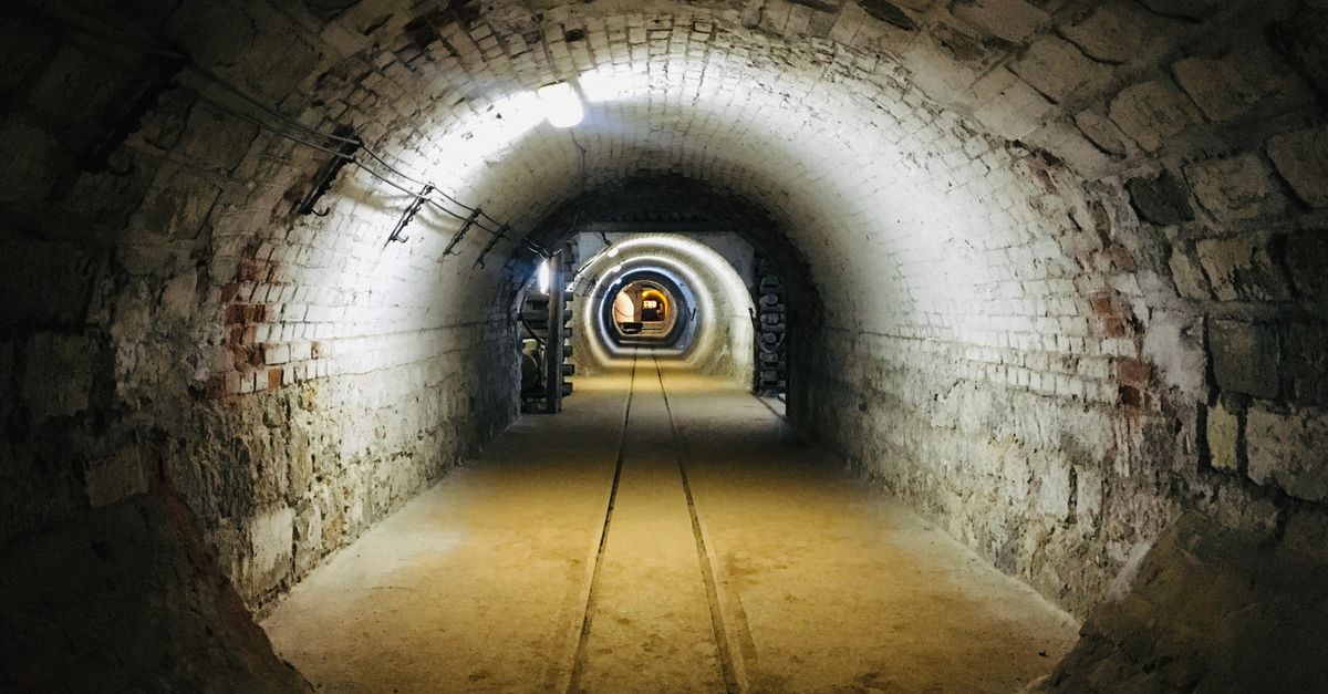 third_section_image_data.image_alt